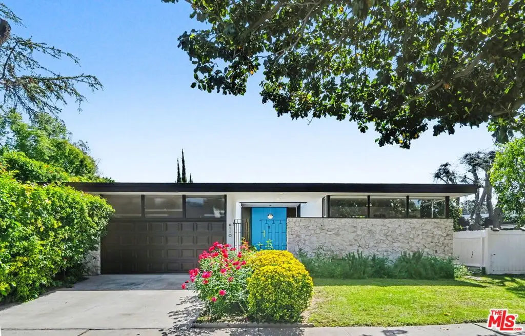 6110 Mary Ellen Avenue, Valley Glen, CA 91401 - #1