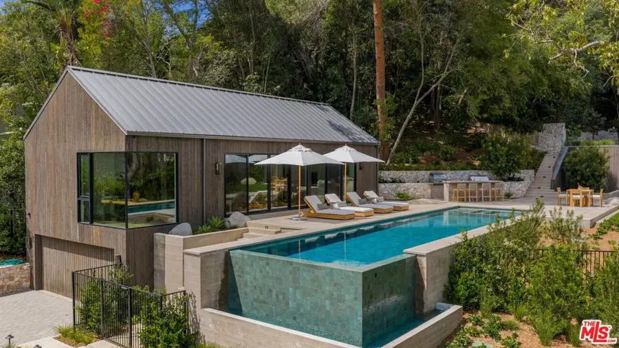 12309 Viewcrest Road, Studio City, CA 91604 - #3