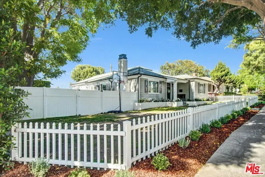 12233 Malone Street, Los Angeles, CA 90066 - #2