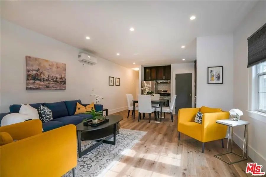 910 Victoria Avenue, Venice, CA 90291 - #3