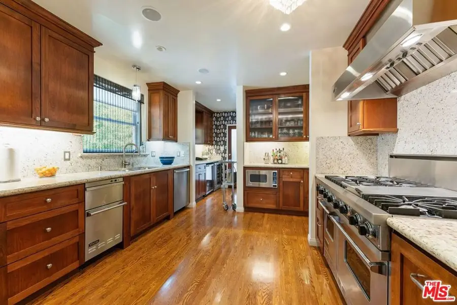 5506 Summerhill Drive, Los Angeles, CA 90043 - #3