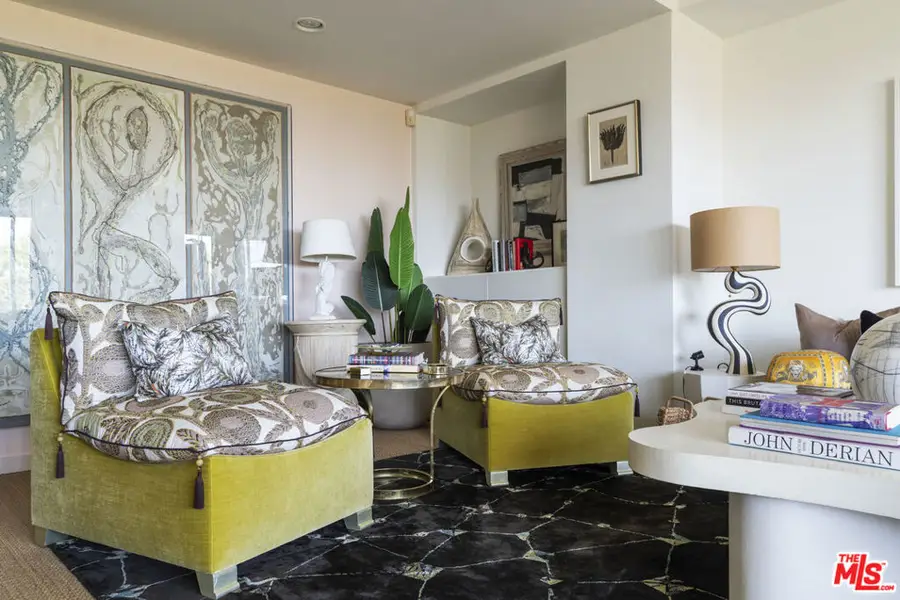 818 N Doheny Drive #302, West Hollywood, CA 90069 - #2