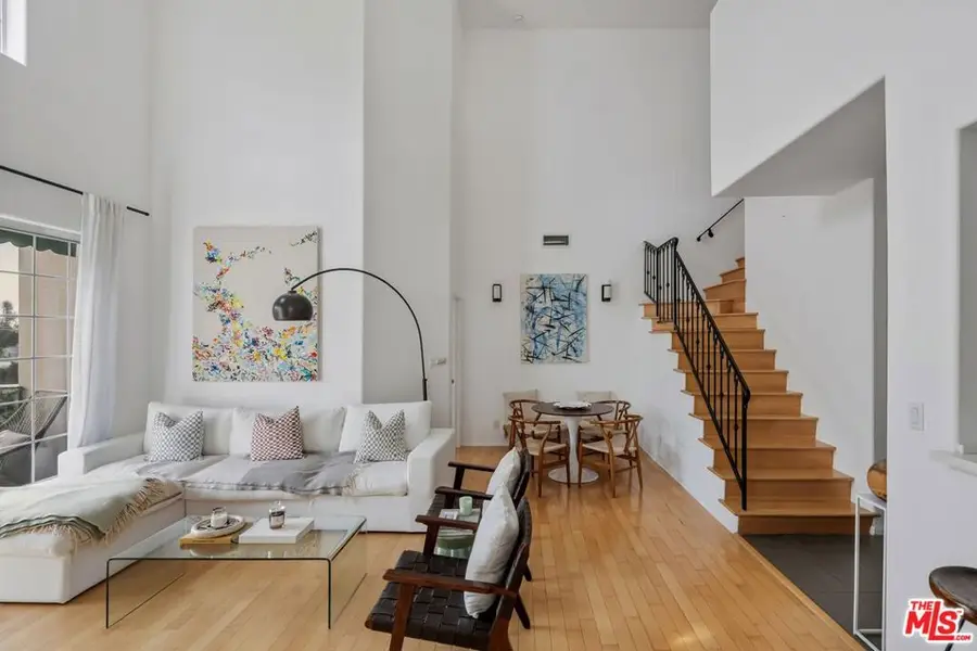 930 N Doheny Drive #305, West Hollywood, CA 90069 - #3