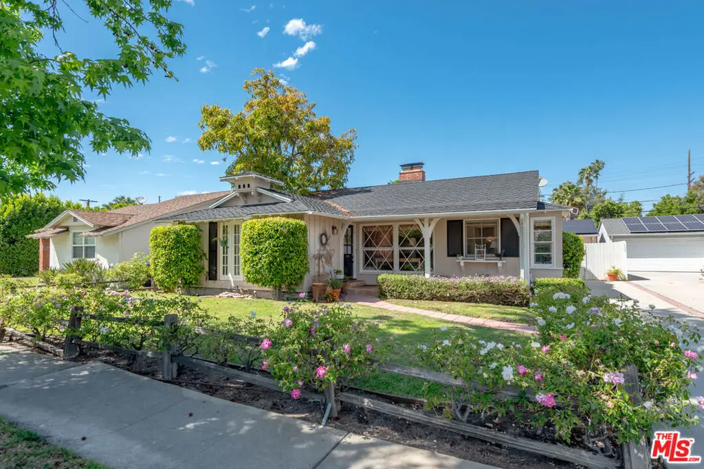 13025 Hartsook Street, Sherman Oaks, CA 91423 - #1