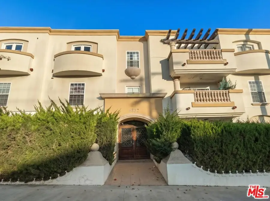 4832 Whitsett Avenue #203, Valley Village, CA 91607 - #3