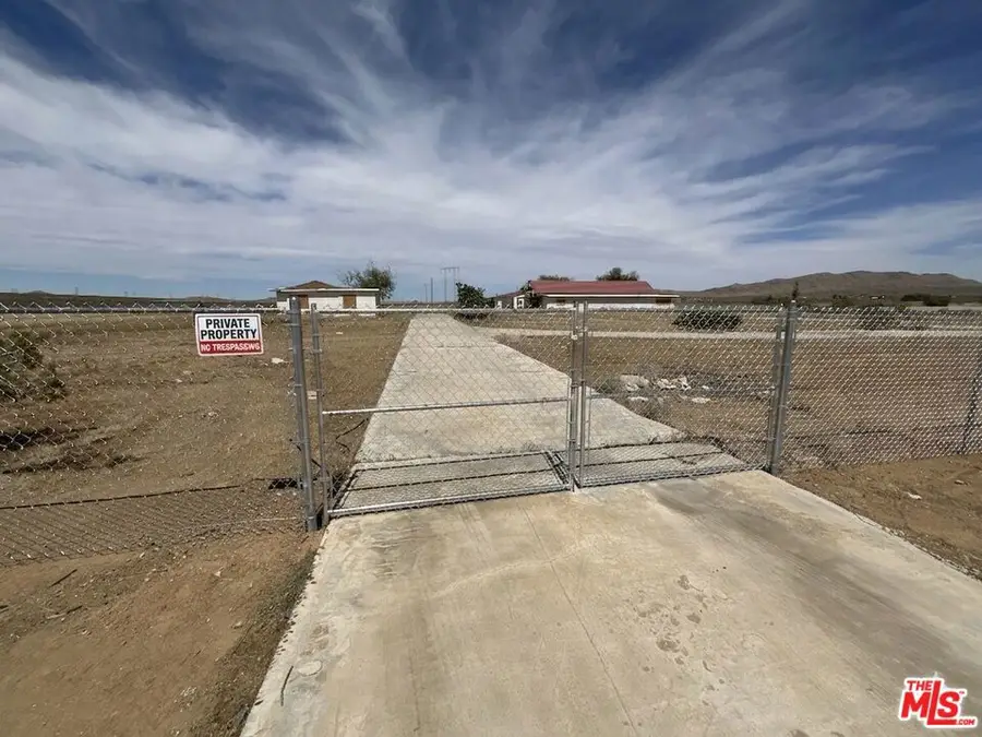 20715 Stoddard Wells Road, Apple Valley, CA 92307 - #2