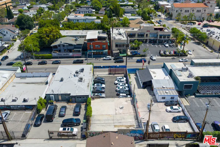 5725 Melrose Avenue, Los Angeles, CA 90038 - #3