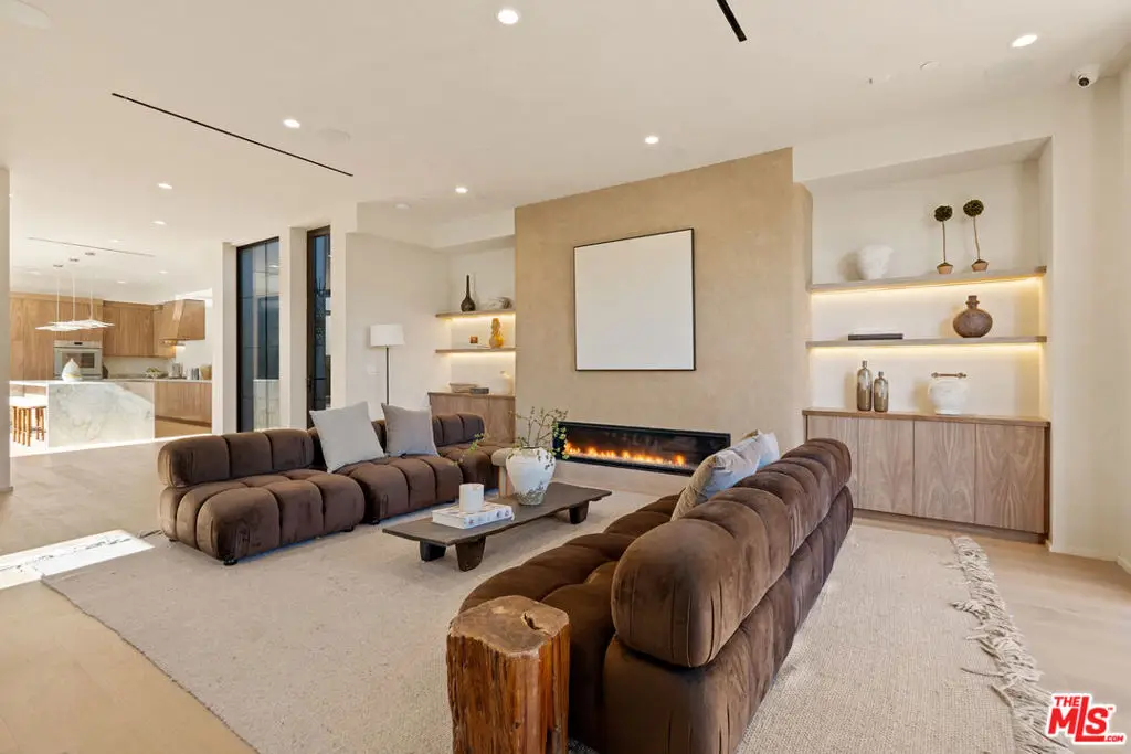 923 Milwood Avenue, Venice, CA 90291 - #1