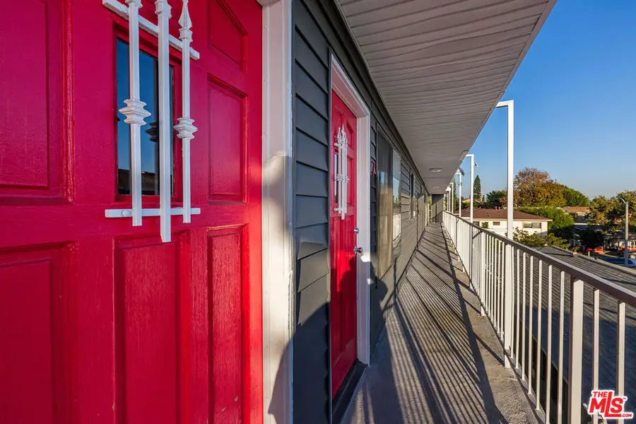 1135 Raymond Avenue, Long Beach, CA 90804 - #2