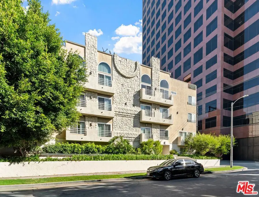 1160 Granville Avenue #108, Los Angeles, CA 90049 - #2