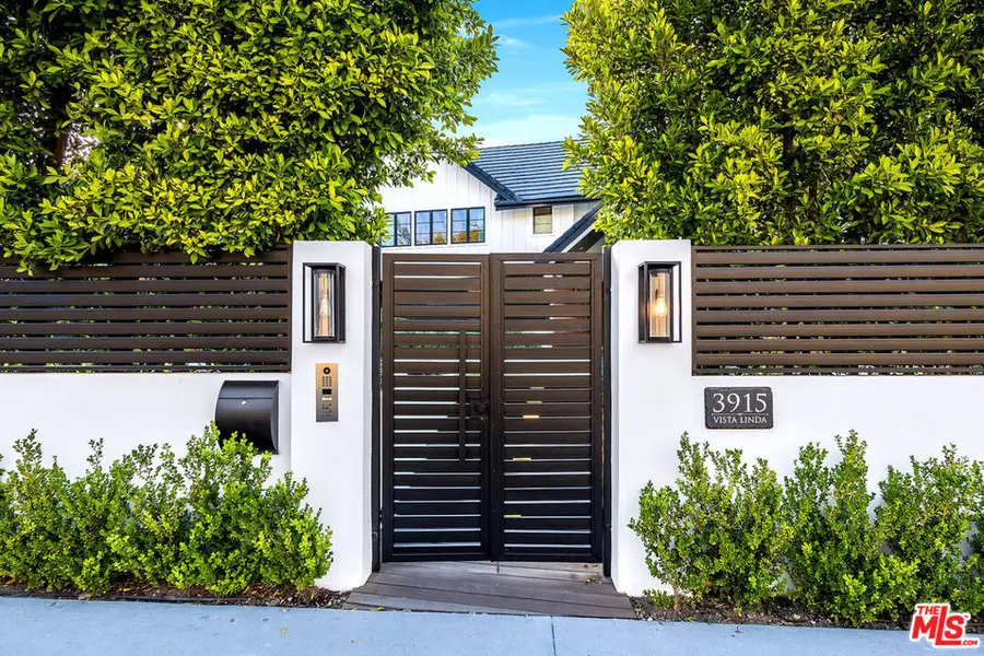 3915 Vista Linda Drive, Encino, CA 91316 - #2