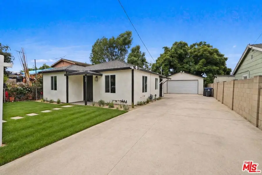 802 N Gunther Street, Santa Ana, CA 92703 - #2