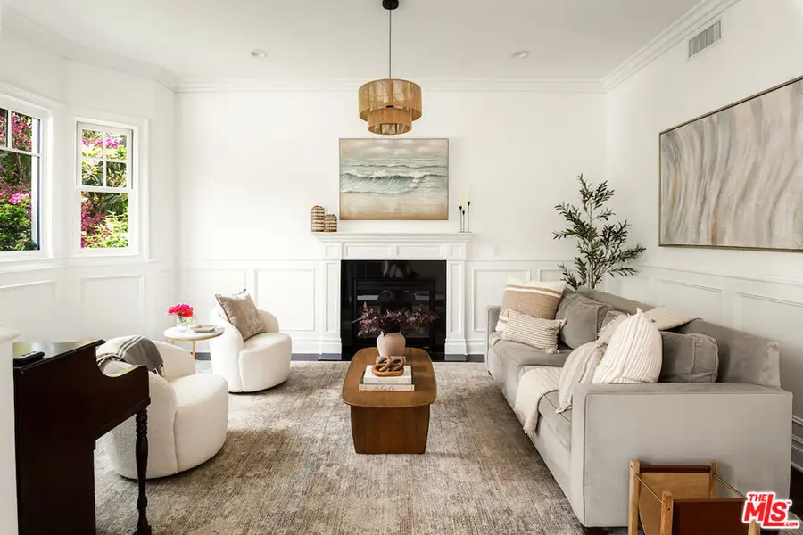 11610 Chiquita Street, Studio City, CA 91604 - #3