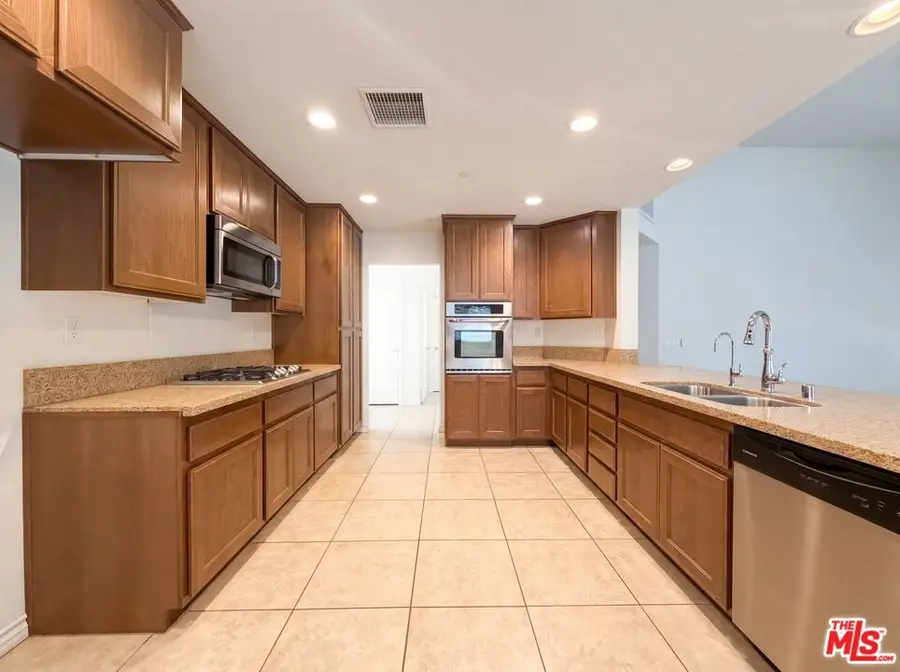 5654 Forry Court, Lancaster, CA 93536 - #2