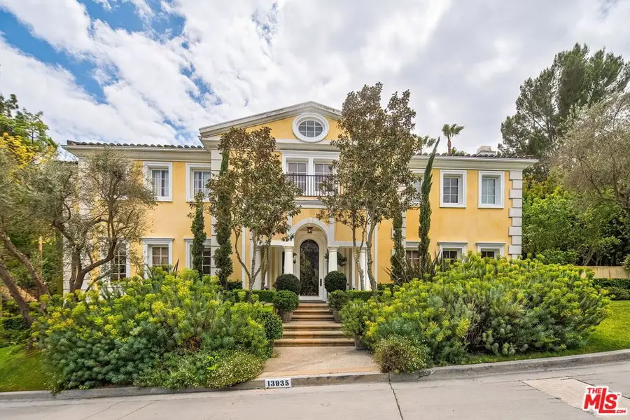 13935 Durham Road, Beverly Hills, CA 90210 - #2
