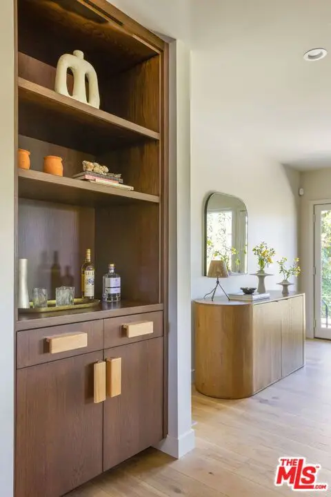 3815 Chanson Drive, View Park Windsor Hills, CA 90043 - #3