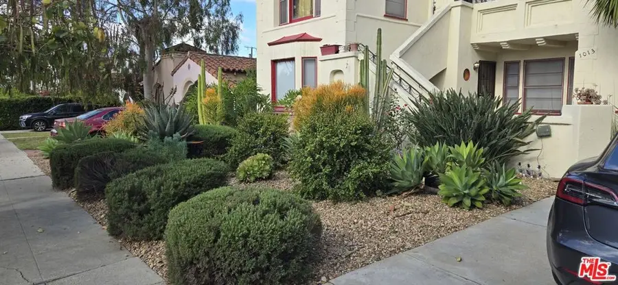 1013 S Curson Avenue, Los Angeles, CA 90019 - #2