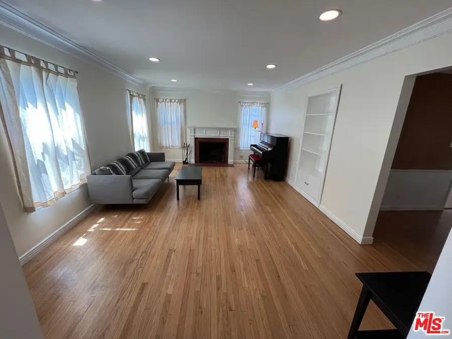 3953 Somerset Drive, Los Angeles, CA 90008 - #3
