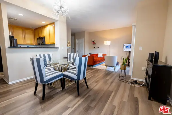 4600 Don Lorenzo Drive #4, Los Angeles, CA 90008
