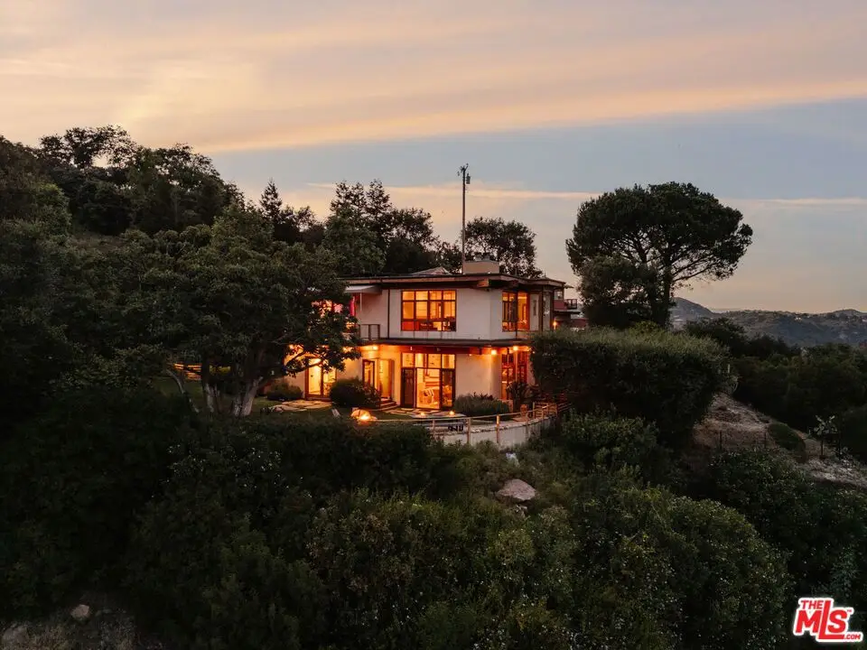 665 Sky Line Trail, Topanga, CA 90290 - #1