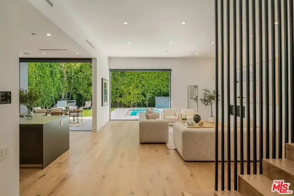 637 N Crescent Heights Boulevard, Los Angeles, CA 90048