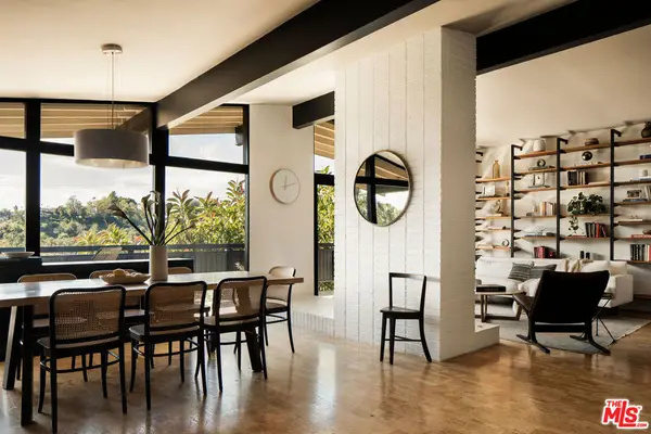 2825 La Cuesta Drive, Los Angeles, CA 90046