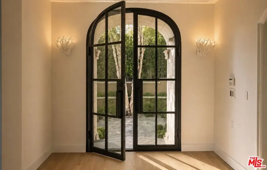 2680 Bowmont Drive, Beverly Hills, CA 90210 - #3