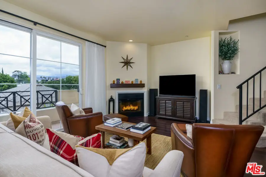 4400 Cartwright Avenue #205, Toluca Lake, CA 91602 - #2