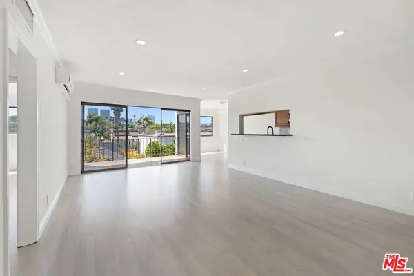 423 S Rexford Drive #303, Beverly Hills, CA 90212