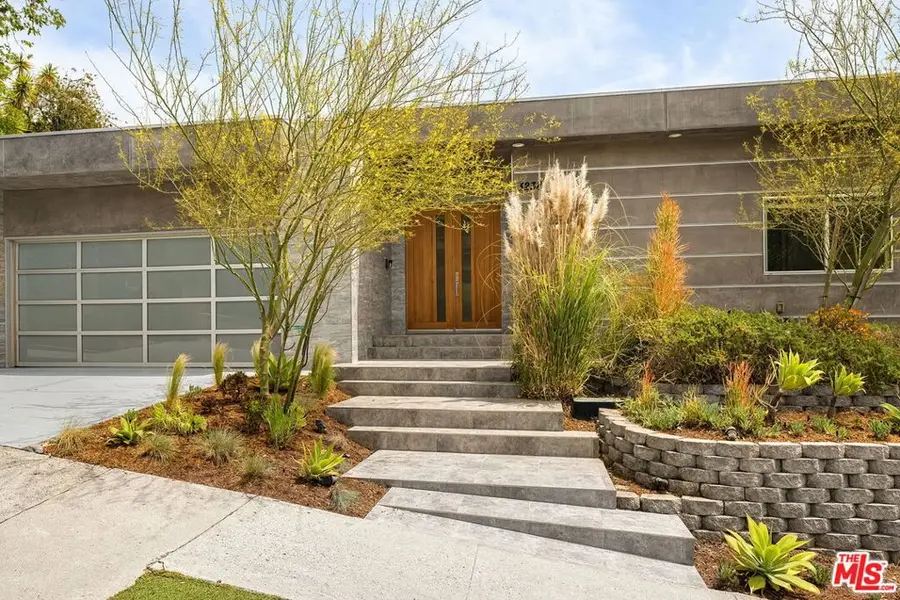 3238 Canyon Lake Drive, Los Angeles, CA 90068 - #3