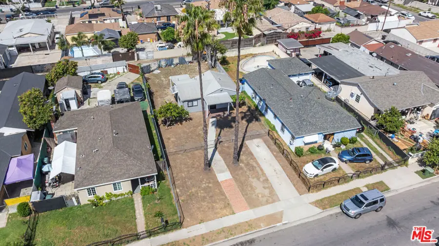15321 S Frailey Avenue, Compton, CA 90221 - #2