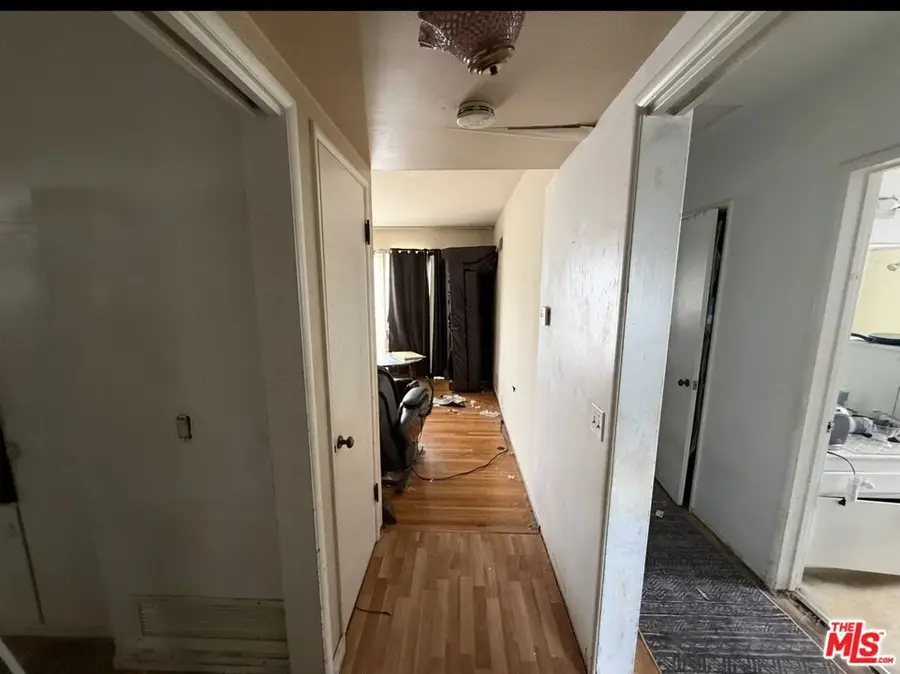 727 E Mountain View Avenue, Glendora, CA 91741 - #2