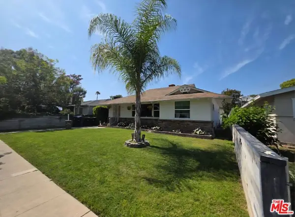 3807 W Clark Avenue, Burbank, CA 91505