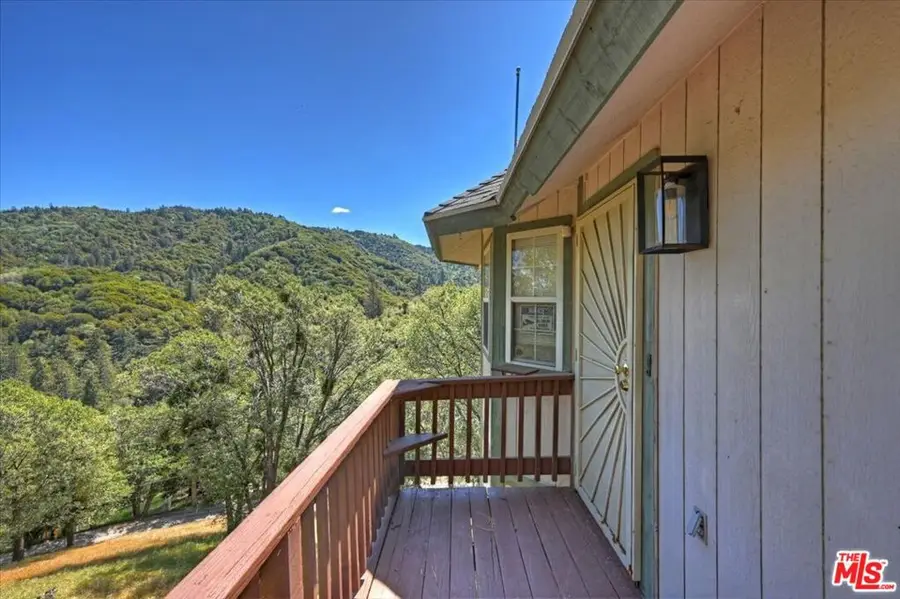 267 Davos Court, Crestline, CA 92325 - #3