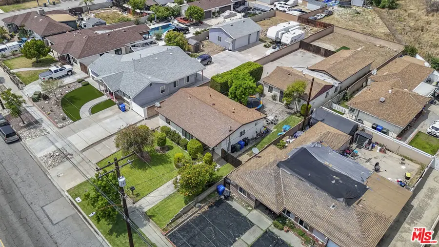 505 W 1st Street, Azusa, CA 91702 - #3