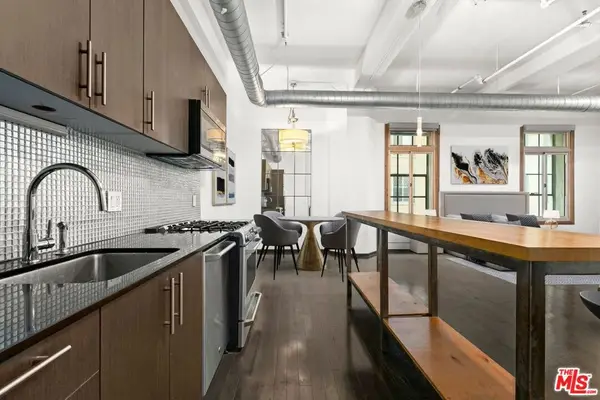 1645 Vine Street #301, Los Angeles, CA 90028