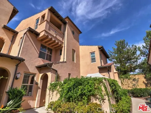 111 Tallowood, Irvine, CA 92620
