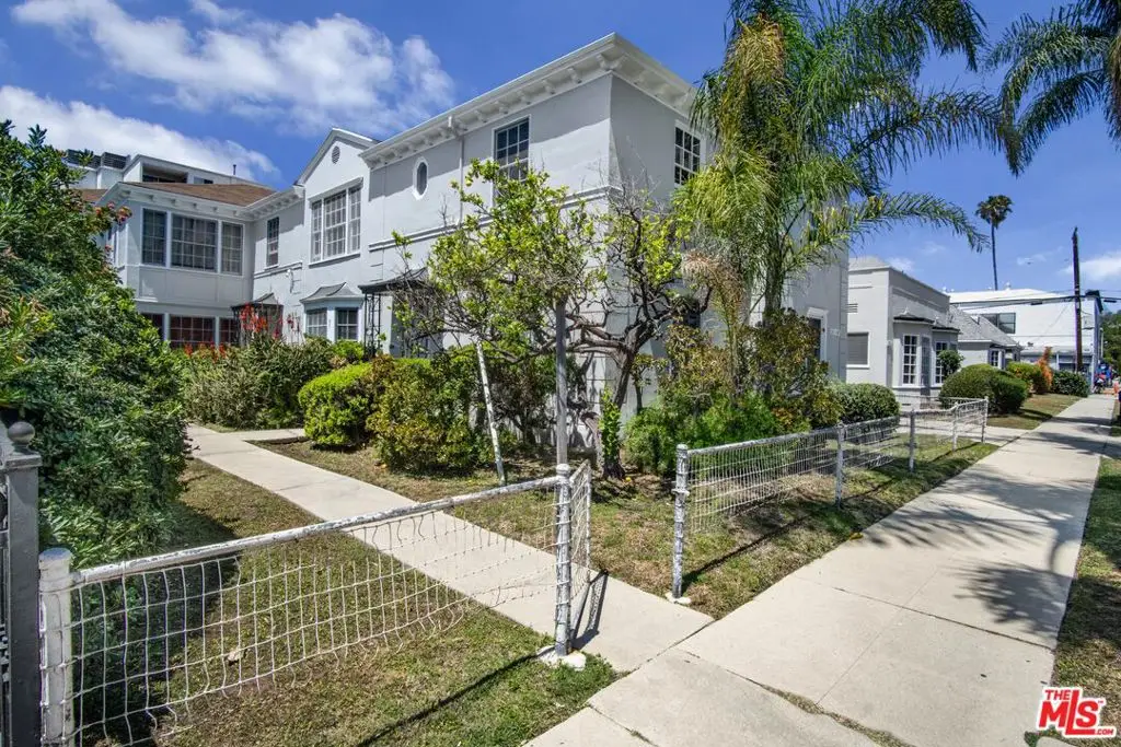 121 N Flores Street, Los Angeles, CA 90048 - #1