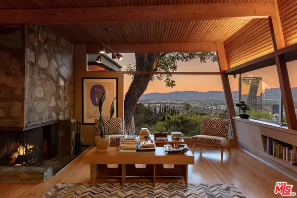 3580 Multiview Drive, Los Angeles, CA 90068