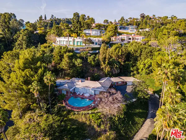 1114 Calle Vista Drive, Beverly Hills, CA 90210