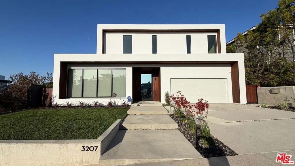 3207 Maplewood Avenue, Los Angeles, CA 90066 - #1