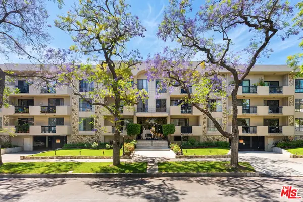 423 N Palm Drive #102, Beverly Hills, CA 90210