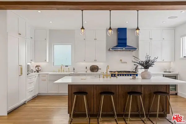 128 Roma Court, Marina Del Rey, CA 90292