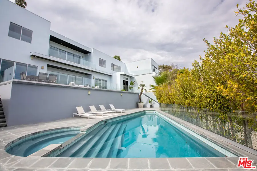 12148 Travis Street, Los Angeles, CA 90049 - #3