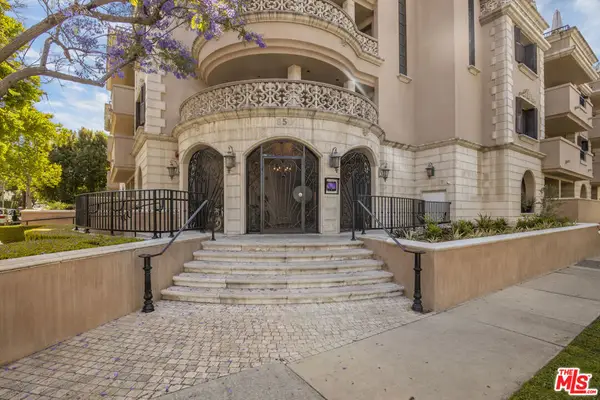 850 N Croft Avenue #103, West Hollywood, CA 90069