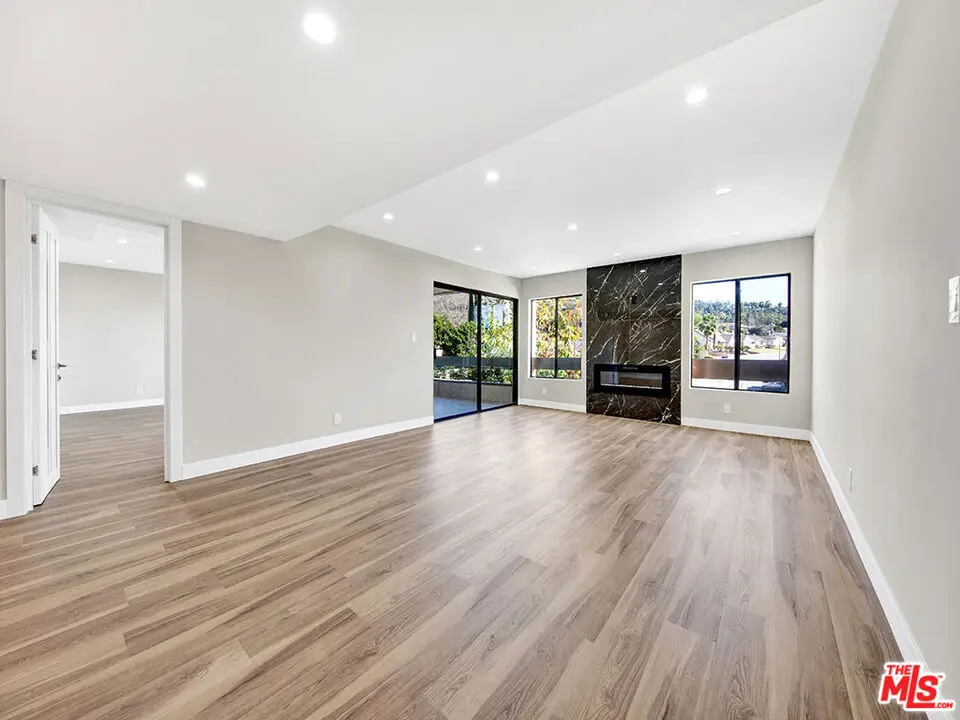 1325 Valley View Road #201, Glendale, CA 91202 - #1