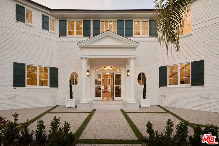 31 Oakmont Drive, Los Angeles, CA 90049 - #3