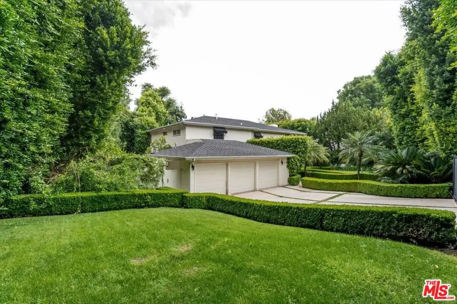 4606 White Oak Avenue, Encino, CA 91316 - #3