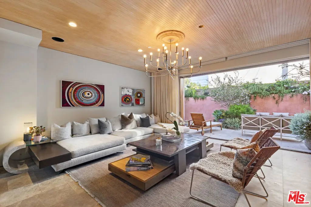 812 Brooks Avenue, Venice, CA 90291 - #1