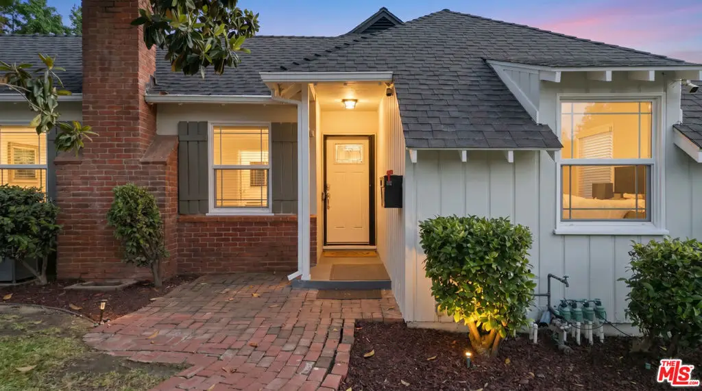 3330 Hermanos Street, Pasadena, CA 91107 - #1